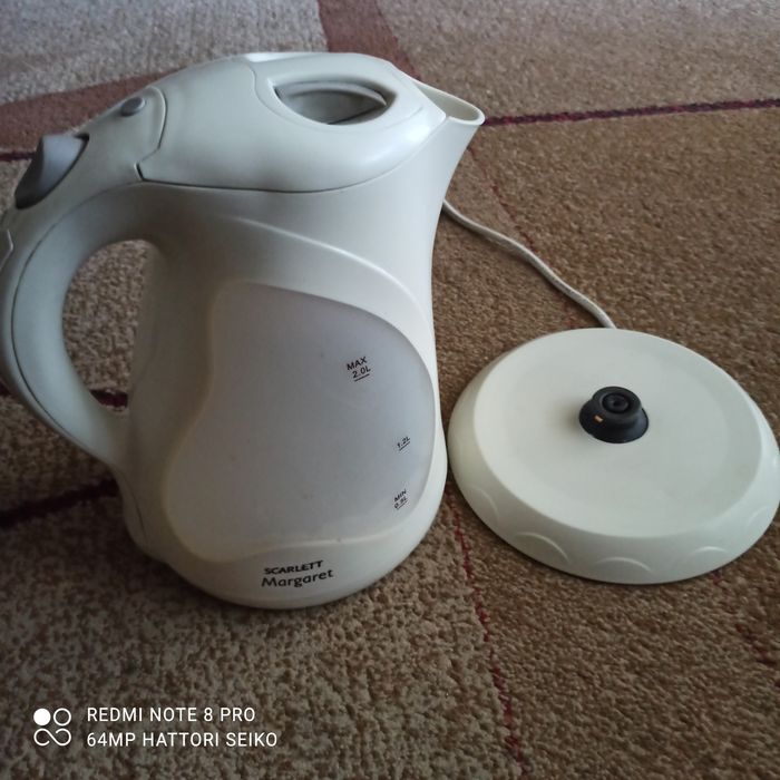 Электрочайник дисковый Скарлетт