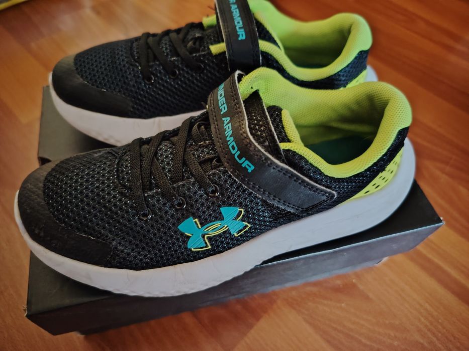 Маратонки Under armour