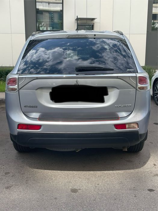 Митсубиси Аутлендер продам