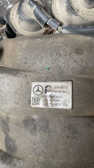 Впускной коллектор м272. Мерседес