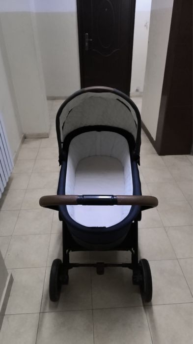 Продам детскую коляску