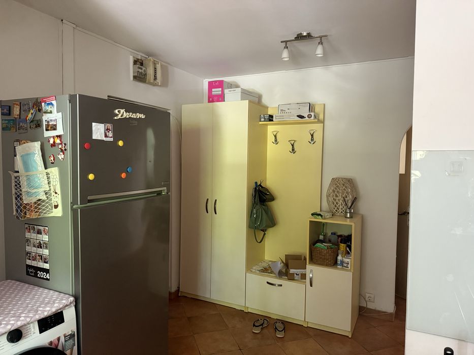 Vanzare apartament 3 camere