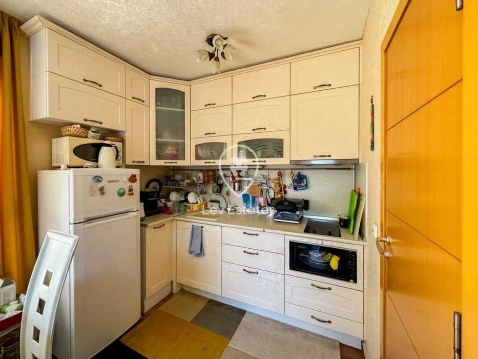 Продава се Двустаен апартамент в Бургас, Сарафово - 73 кв.м за 1576 €/кв.м - Снимка #4