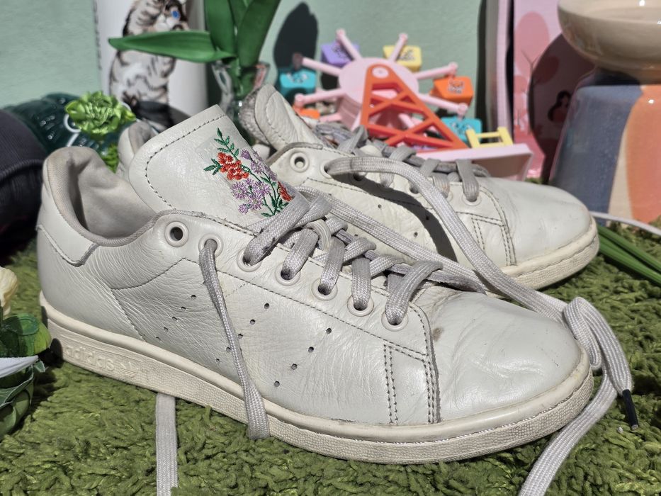 Adidas бели кецове от кожа N39