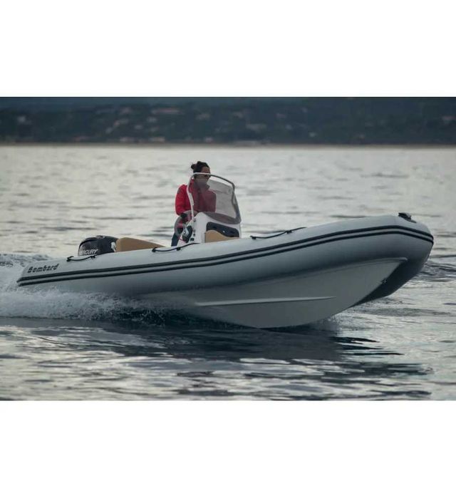Barci gonflabile si RIB Zodiac RETUBING KlassBoats.com