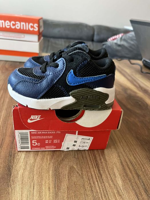 Маратонки Nike 21 номер