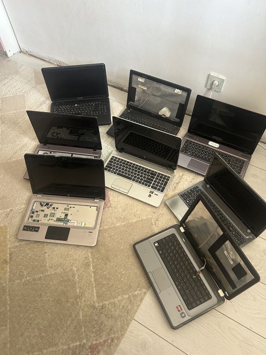 Продам ноутбуки на запчасти