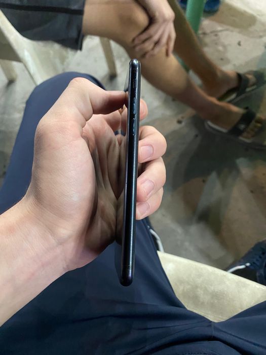 iPhone SE 2020 обмен