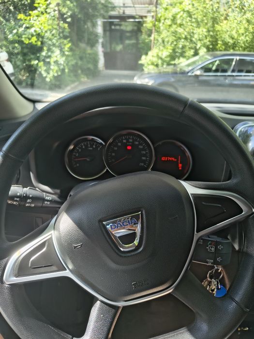 DACIA Sandero 2017