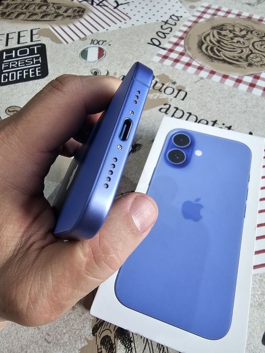 IPhone 16 128GB Батерия 100%