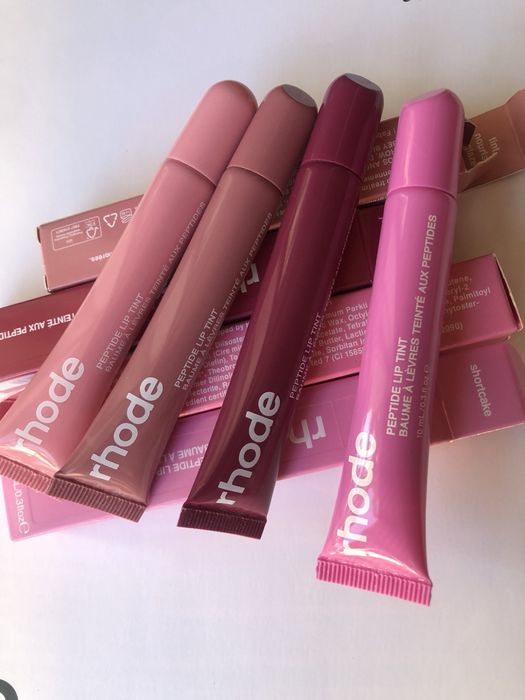 Rhode гланцове за устни/Lip Gloss/лип глосс Hailey Bieber балсам