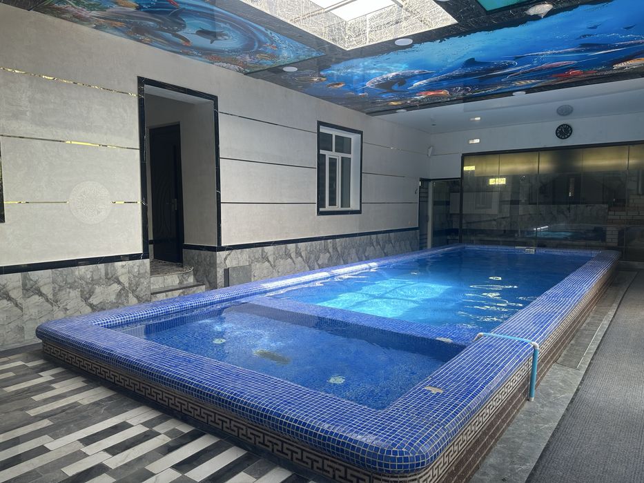 300000 сум  сауна бассейн биляард плестешн 8 та одамгача щу нарх