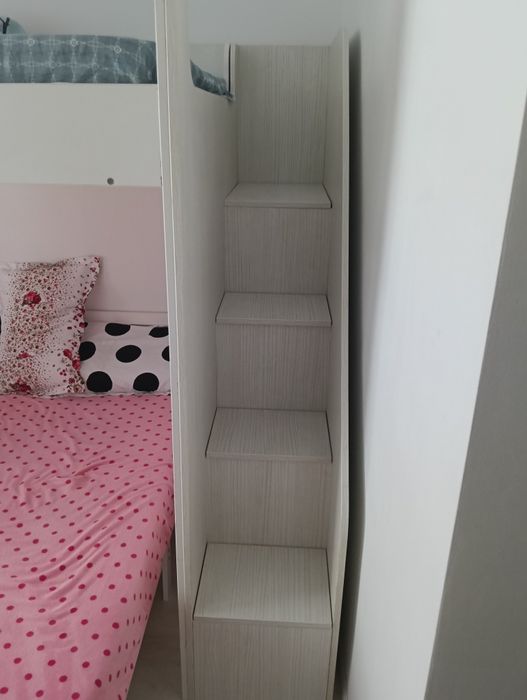 Pat supraetajat Ikea cu saltea