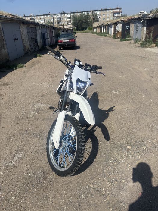 Мотоцикл эндуро Progasi 250