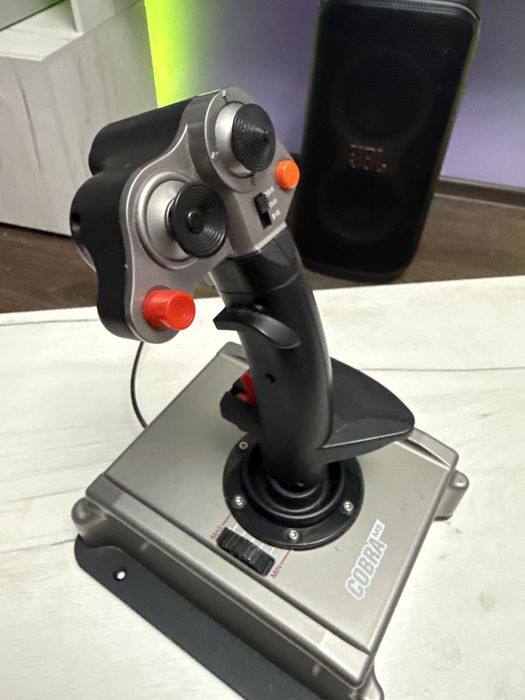 Джойстик Defender Cobra M5