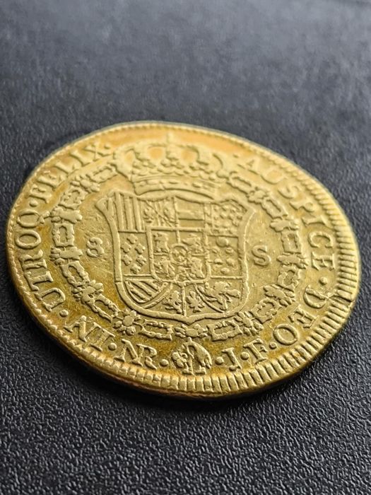 8 Ескудо 1816 година