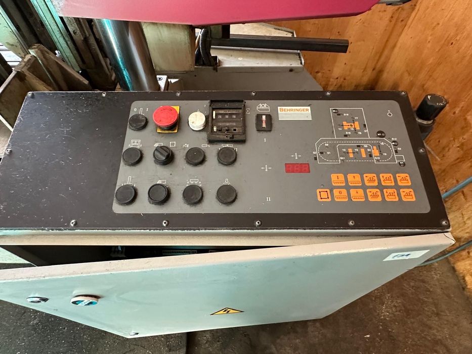 BEHRINGER HBP 263 A – Fierăstrău automat cu bandă CNC