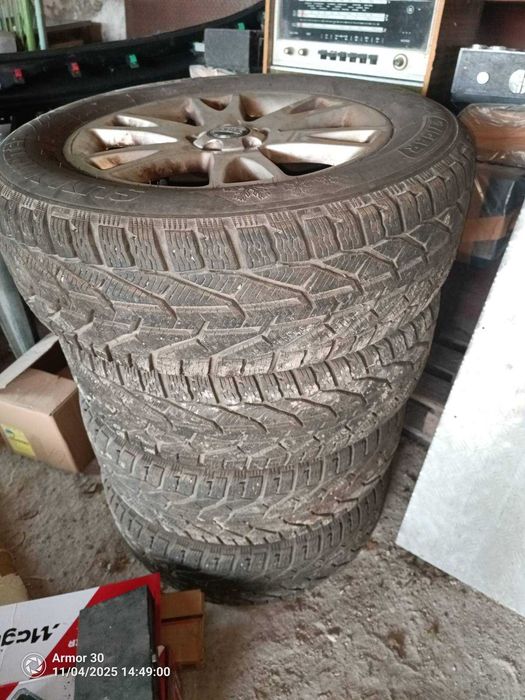 Гуми с джанти за Волво хц 90