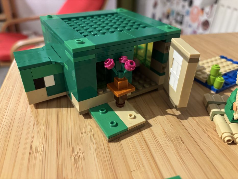 LEGO® Minecraft - Casa de pe plaja testoaselor 21254