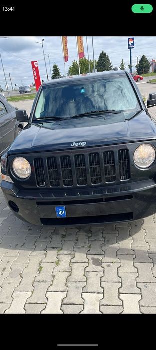 Vând Jeep Patriot