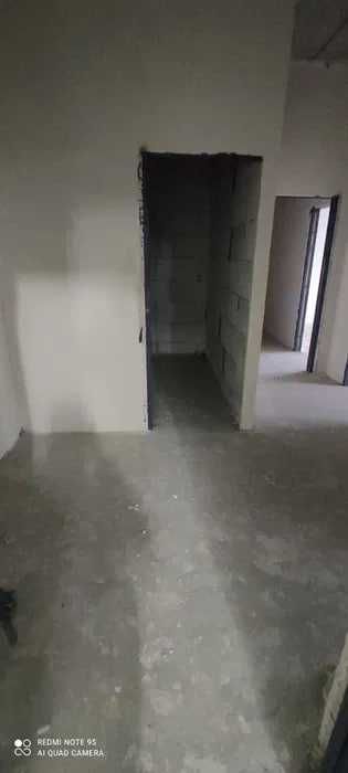 Sebzor Navastroyka 3 xona Karobka 90000!!