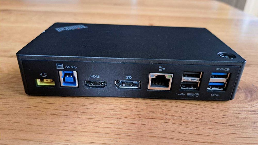 Lenovo ThinkPad USB 3.0 Ultra Dock (40A8) – перфектно състояние