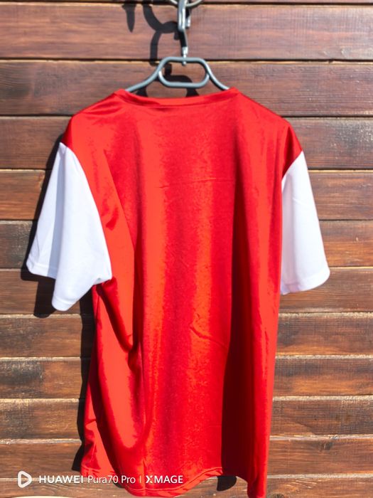 Нова мъжка тениска на Adidas размер M