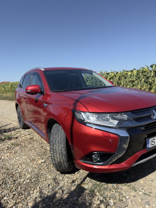 Schimb Mitsubishi Outlander