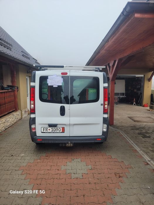 Bari portbagaj cu rola pentru scara