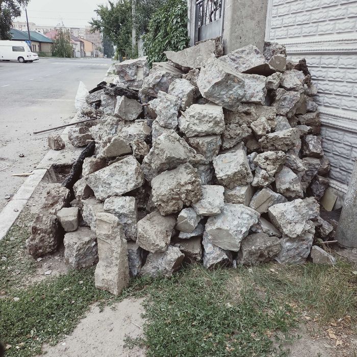 Гранитно - бетонные блоки