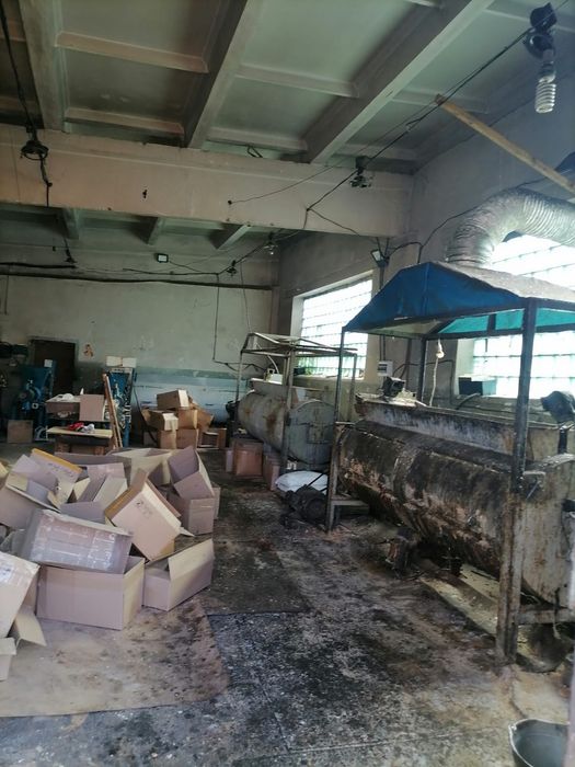 Сдам с аренду помещение  220 кв м