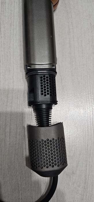 Dyson Airstrait выпрямитель