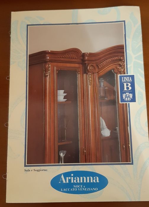 Итальянский гарнитур ведущего бренда Италии Linea B. Два предмета.