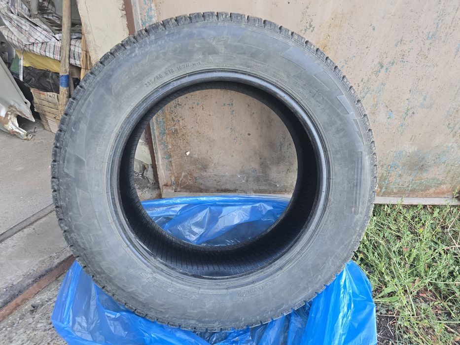 235/60/R18 Pirelli Ice Zero Scorpion (липучка)