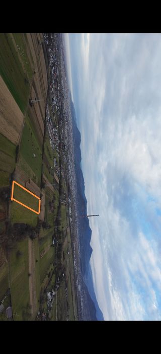 Teren extravilan 5.350 mp Baia Mare limitrof – front 39 m, drum acces.