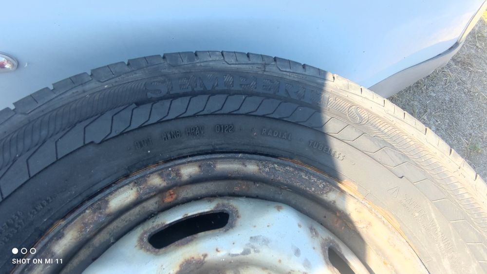 Джанти с гуми за Форд Транзит 215/75/15C