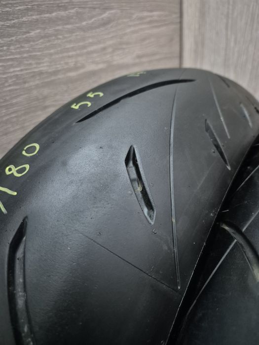 Set anvelope moto 120 70 17 cu 180 55 17 Dunlop roadsport 2 dot 2023