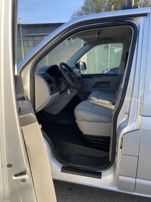 VOLKSWAGEN Transporter 2010 — imagine 5