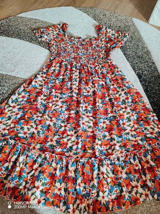 Rochie cu flori xxxl