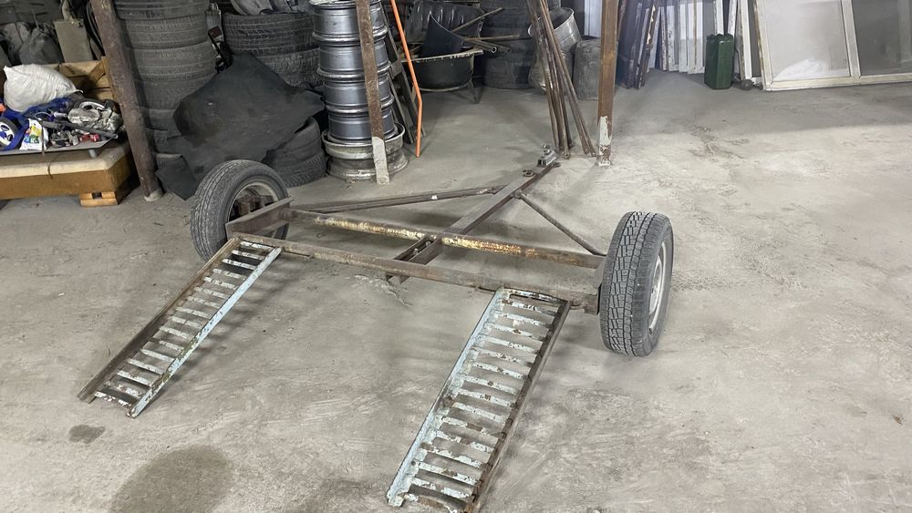 Продам авто подкатник автовоз прицеп