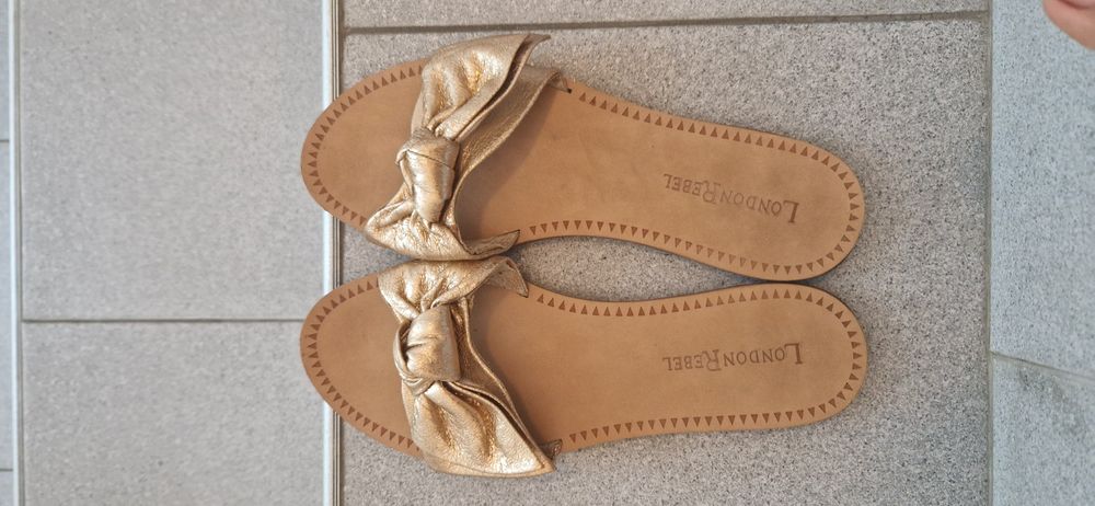 Чехли сандали летни 39