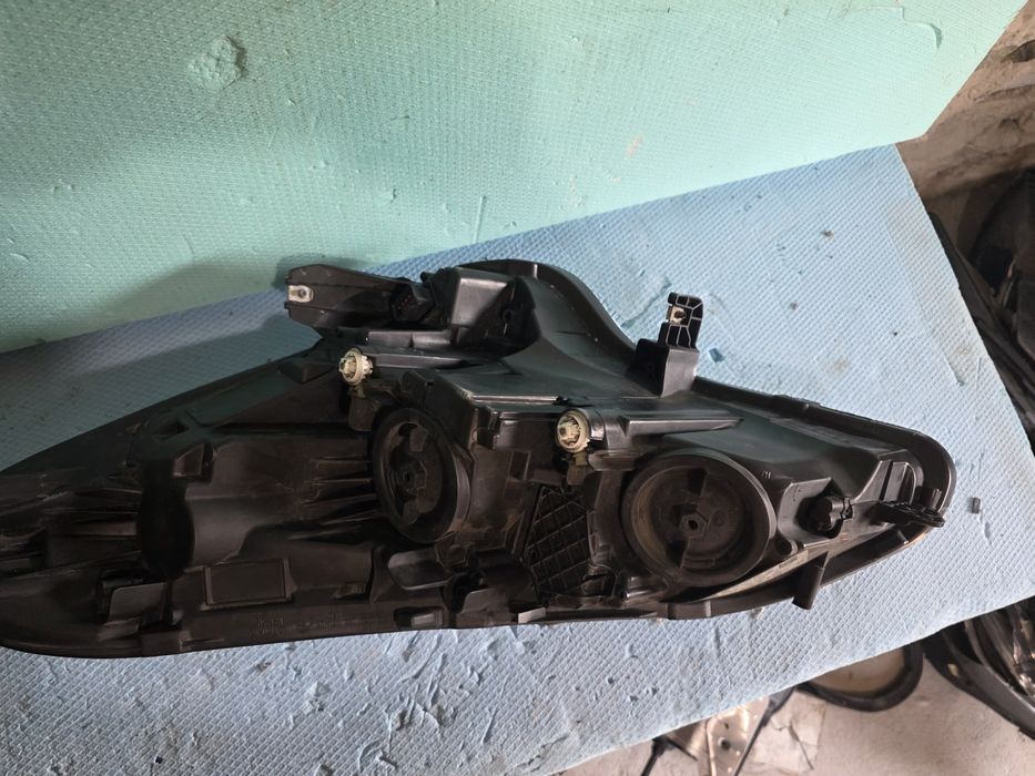 Opel Corsa E 15-19 десен фар