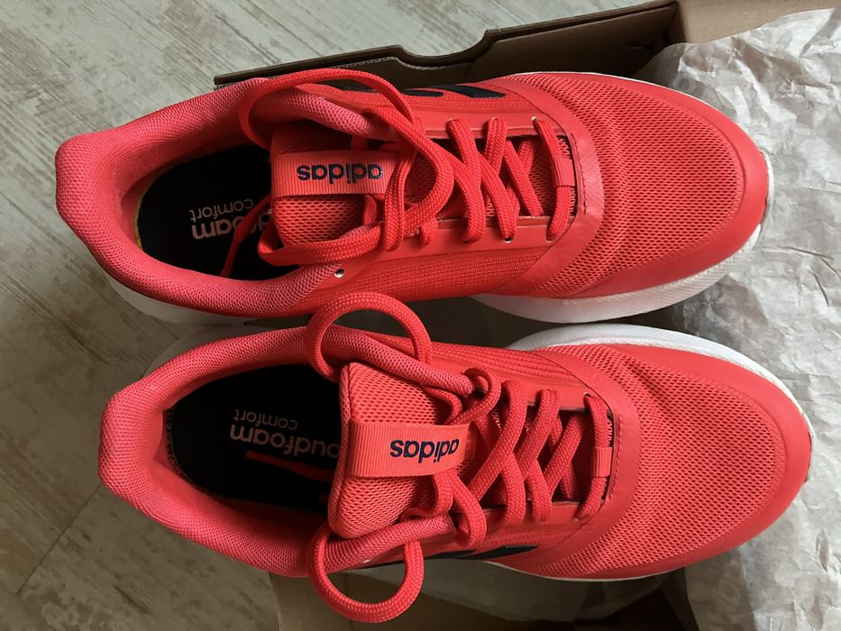 Маратонки Adidas-39,1/3