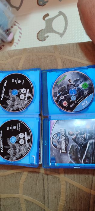 Филми на DVD и BLU RAY култови заглавия