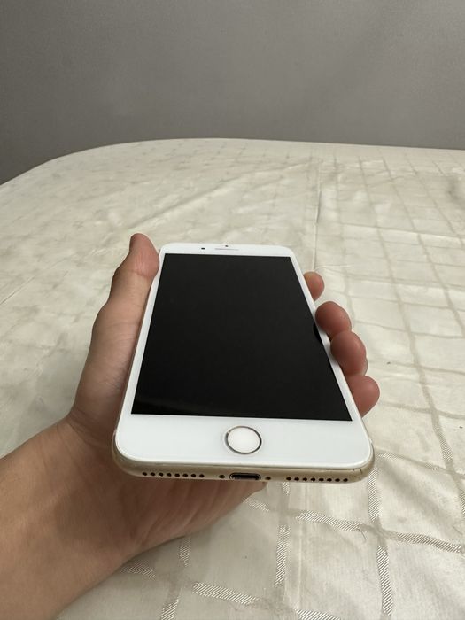 Продается айфон 7