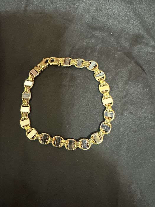 Bratara din aur de 18k