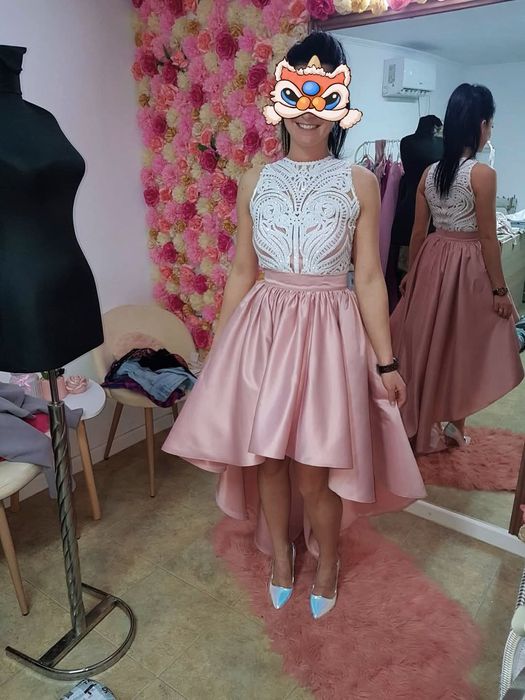 Rochie de nasa facuta la comanda roz pudra cu tul si paiete