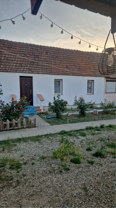 Casa de vanzare