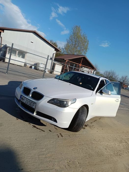 Vând BMW E60 alb perlat cu gold