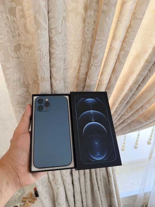 iPhone 12 Pro 128Gb - В идеальном состоянии